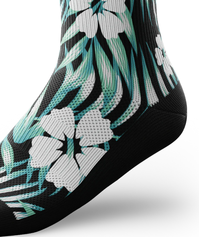 Evergreen Athletic Knee High Compression Socks - Image 8